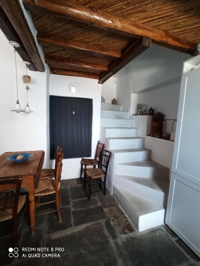 Traditional Stone House With Breathtaking View Σέριφος